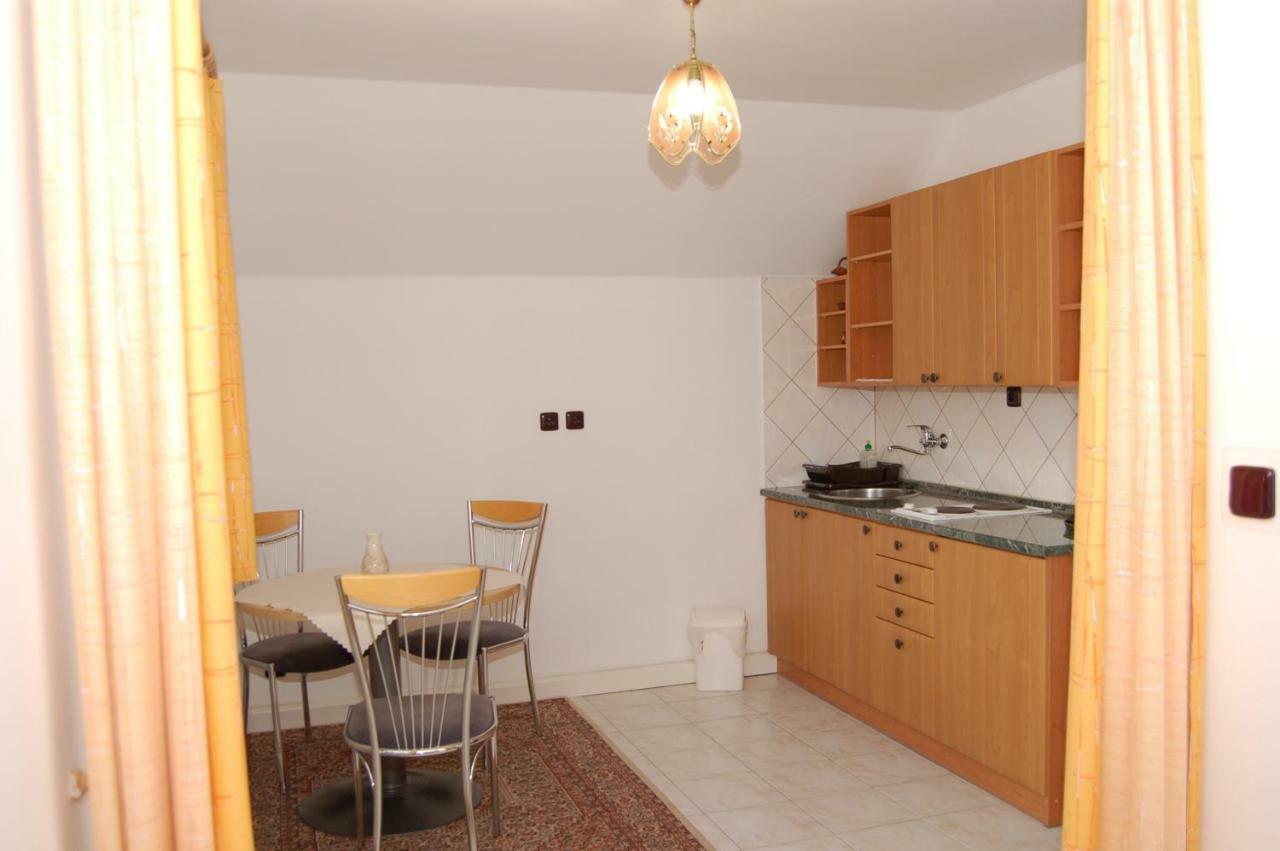Apartmany Florian Frymburk Ngoại thất bức ảnh
